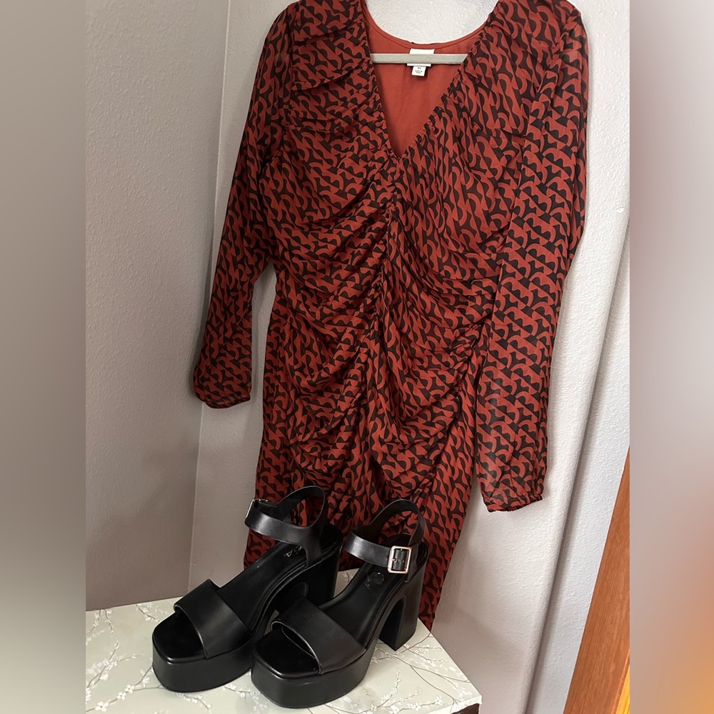 Dress and shoes
